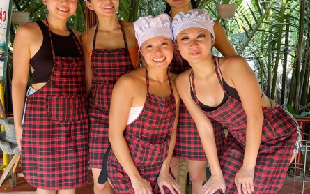 Bay Mau Cam Thanh Cooking Class Group Daily Tour Pick Up At Hoi An