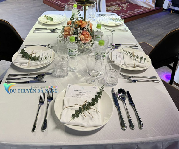 Du Thuyền đà Nẵng