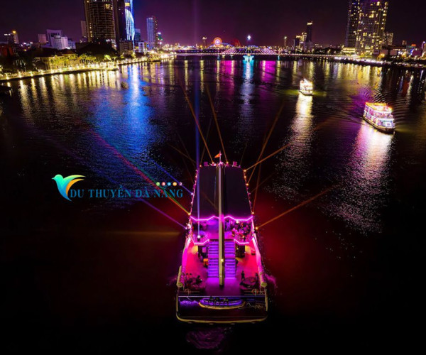 Du Thuyền đà Nẵng